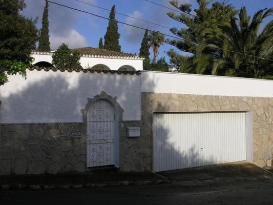 La Noria Maurische Grosser Pool Garten Mit Rasen Und Grossen Terrassen